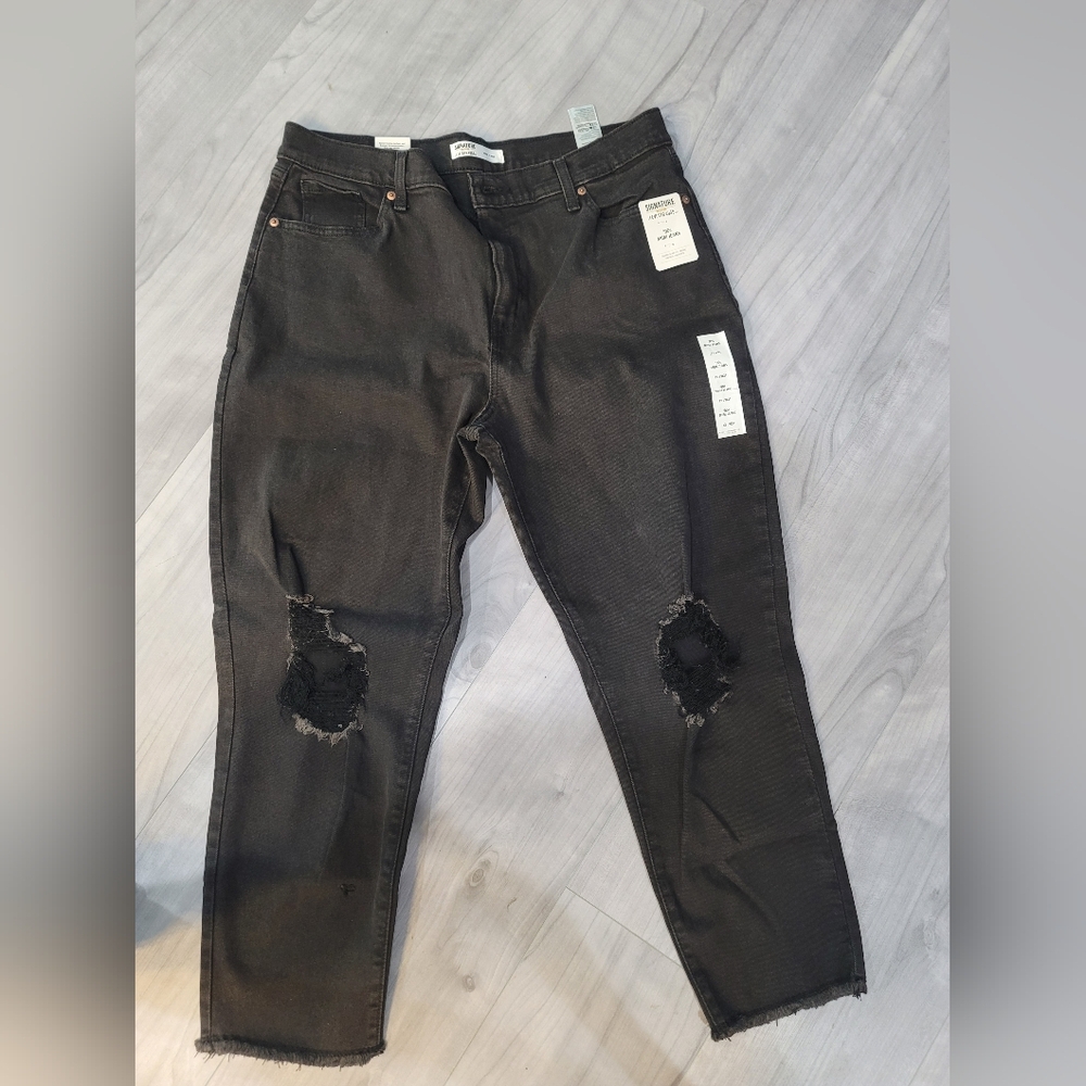 Levi jeans